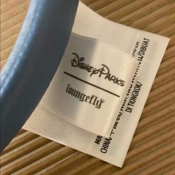 Loungefly Blue Minnie Mouse Ears - Picture 2 of 4